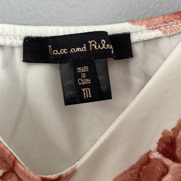 Max and Riley Floral Dress - Picture 4 of 4